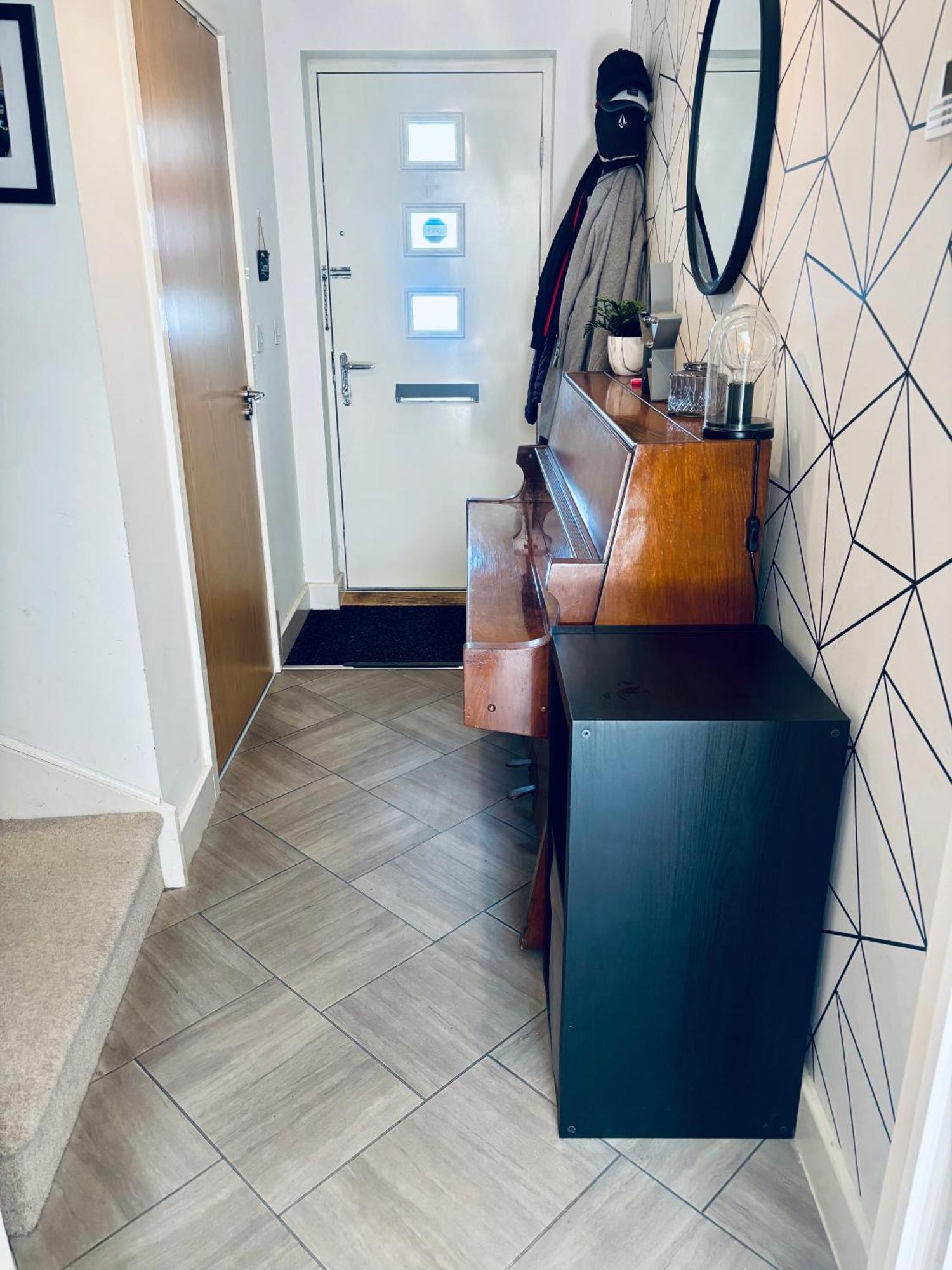 Trem Elai 4 Bed Townhouse With Spectacular Views 4 Miles From Centre 10mins By Train * Cardiff