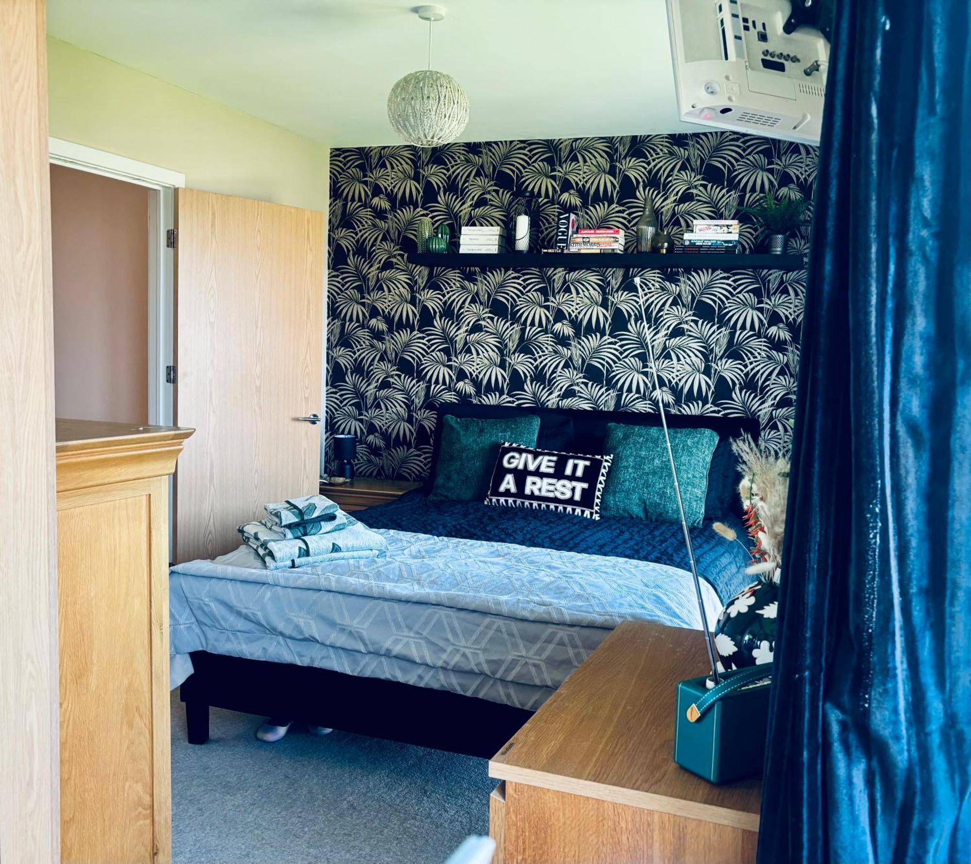 Trem Elai 4 Bed Townhouse With Spectacular Views 4 Miles From Centre 10mins By Train Cardiff